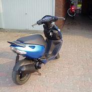 Aprilia Sonic "SOLGT FOR 9k"
