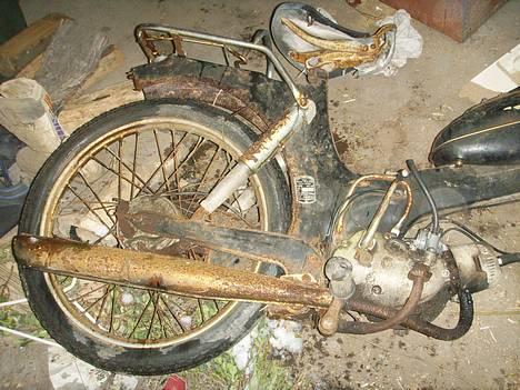 Puch ms 50 (solgt) - har sat en hel ny  benzinhane på billede 3