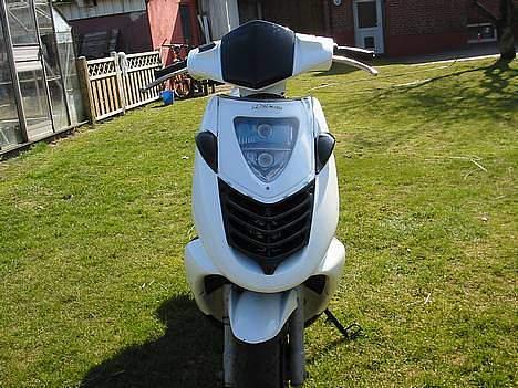 Aprilia sonic GP billede 1