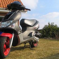 Kymco Super 9 - Solgt