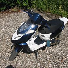 Aprilia Sonic Solgt