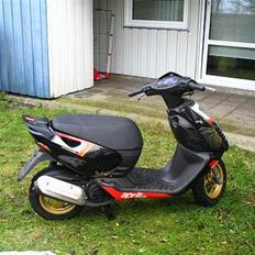 Aprilia Sonic ts LC solgt