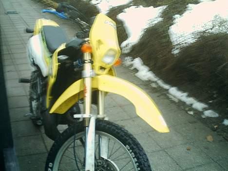 Suzuki RMX  (byttet til nrg) billede 2