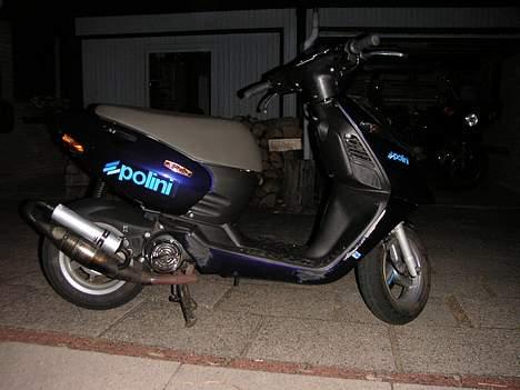 Aprilia Sonic " stjålet "  - Sådan så den ud sidste gang jeg så den. billede 1