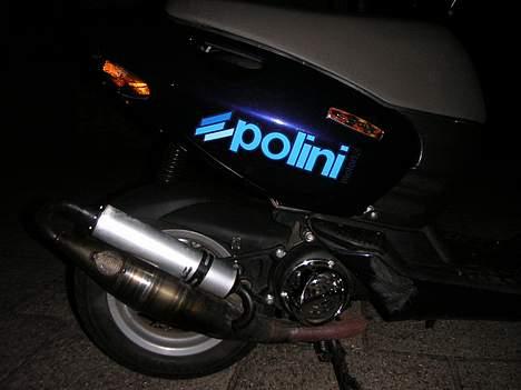 Aprilia Sonic " stjålet "  - Polini klistermærker, har brugt 2 * a2 ark på denne scooter. billede 2
