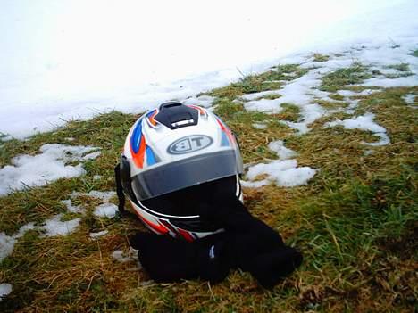 Yamaha Jog fs - SOLGT - såå min hjelm.. :D billede 12