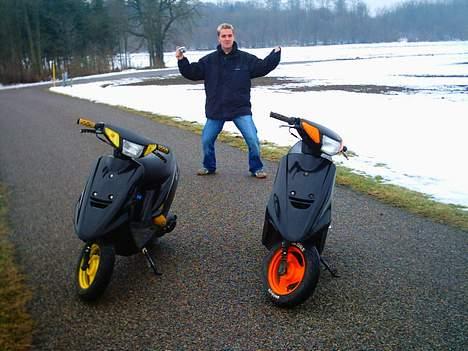 Yamaha Jog fs - SOLGT - det er så tvillinge scooterne (fredag den 13) billede 13
