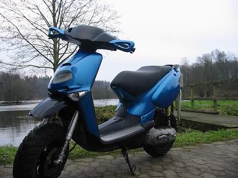 Aprilia rally >>SOLGT<< billede 1