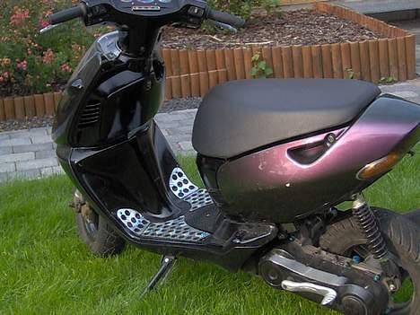 Aprilia sonic TIL SALG ! - Gamle billeder med sorte inder skjolde billede 8