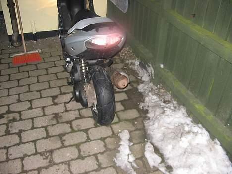 Peugeot speedfight 2 (stjålet!!) billede 12