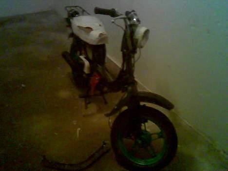 Suzuki Fz'er [SOLGT - FOR 1,3KG] - PROJEKT..! billede 2