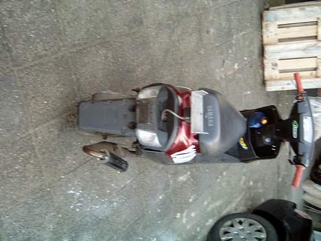 Yamaha Jog AS (Solgt) - go røv billede 4