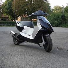 Aprilia - Sonic $ SOLGT