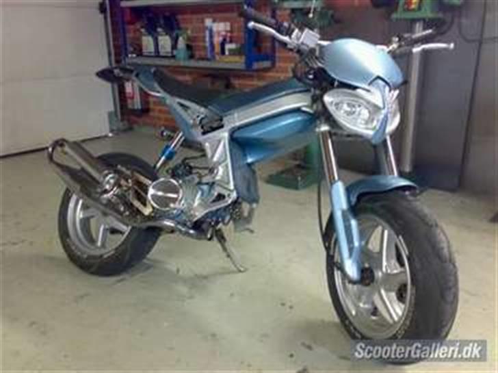 Suzuki Street magic ( SOLGT ) billede 1