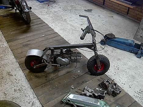 Puch "minibike" Projekt  - i starten af projekt forløbet billede 1