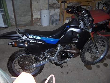 Suzuki RMX *SOLGT* billede 1