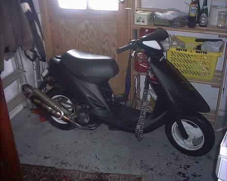 Yamaha jog solgt billede 8