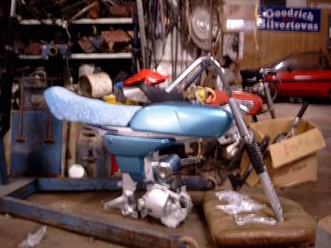 Yamaha FS-1 K1 "Samlesættet"  - Det styr havde jeg entligt regnet med at sku ha haft på, og lavet den til en "Sportscruiser". Men styret var tykkere end alm. styr, da det var fra en Honda 400ccm MC ;) billede 16