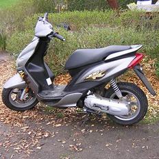 Yamaha jog R