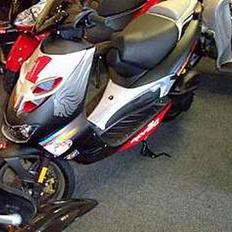 Aprilia Sr 50 Ditech "SOLGT"