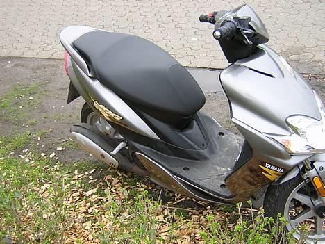 Yamaha jog R billede 3