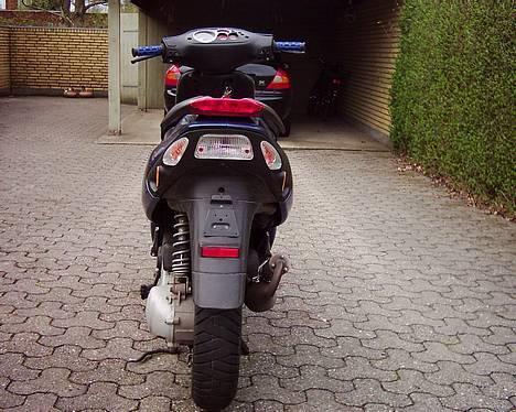 Piaggio NRG mc3 *SOLGT* billede 2