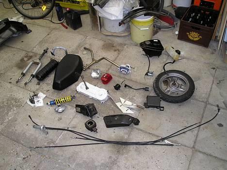 Honda Melody Solgt - Under et projekt om at rengører den hele vejen igennem billede 6