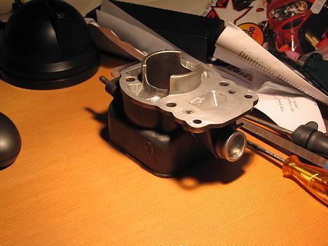 Suzuki Koenig'RMX---solgt - Astena´en efter "grov" pudsningen billede 8