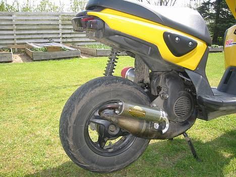 Yamaha slider (SOLGT) - lidt skrå ind på dne, nice potte :) billede 7