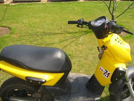 Yamaha slider (SOLGT) - fra siden :P billede 8