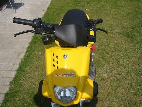 Yamaha slider (SOLGT) - ja, det er så forfra! billede 9