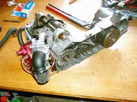 Aprilia Rally LC - Ny samlet motor :) billede 5