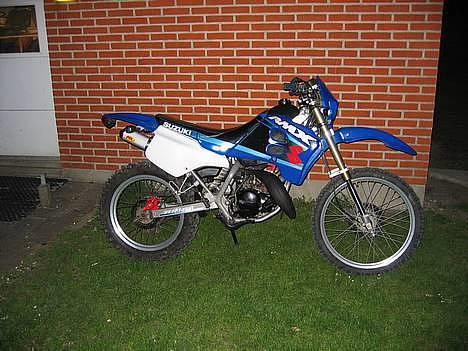 Suzuki RMX Under kontruktion! billede 1