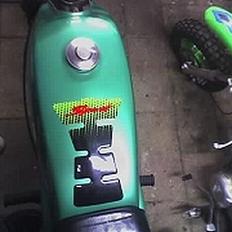 Yamaha 2 Gear >Johanne< *SOLGT*