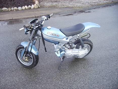 Suzuki Street magic (SOLGT) billede 4
