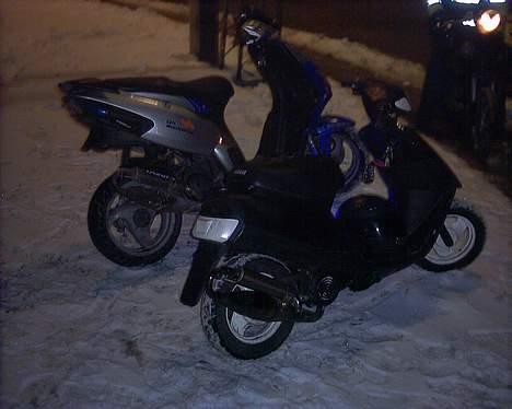 Yamaha jog solgt billede 11