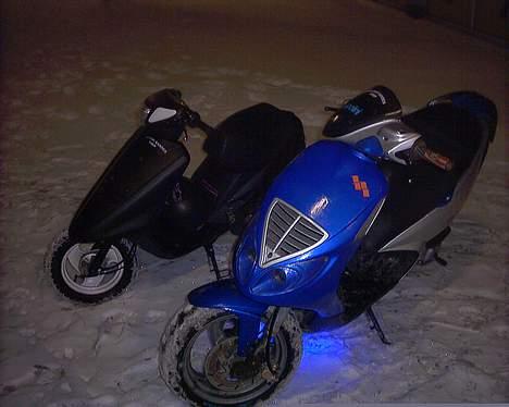 Yamaha jog solgt billede 12