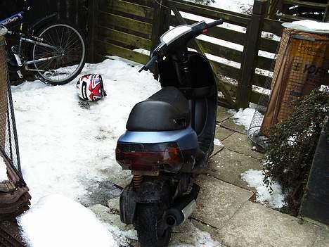 Piaggio zip  - sådan så den ud da jeg fik den  billede 2