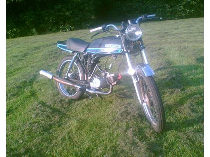 {{currentPhoto.altText}} billede {{currentPhoto.number}}