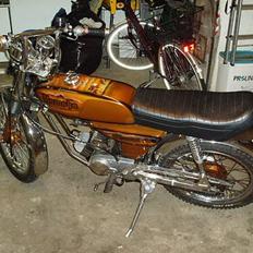 Yamaha  (¯`·.¸4Gear¸.·´¯)