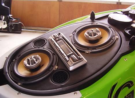 Aprilia Sonic - Anlæg´et - Det spiller rigtig godt, og højt :) billede 1