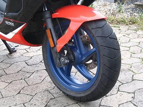 Aprilia SR50 Ditech - Ny vasket og klar til den nye ejer! billede 3