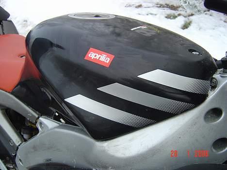 Aprilia RS50 45 scooter SOLGT billede 6