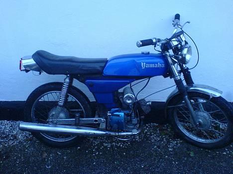 Yamaha 4 gear  SOLGT - sån ser den ud nu billede 4