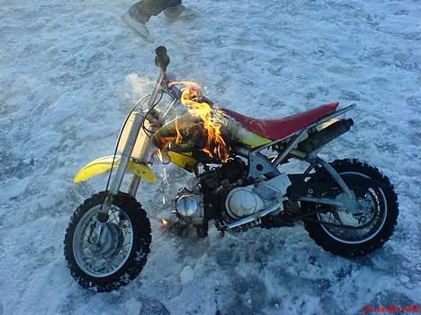 Suzuki fz50 solgt, har bil nu! billede 11