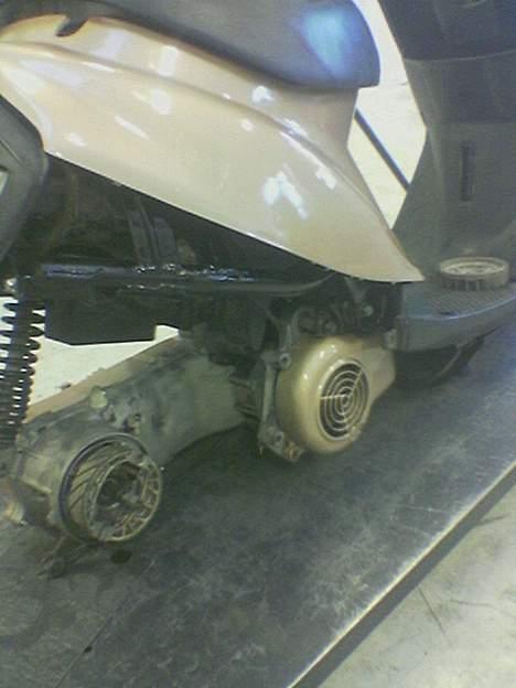 Yamaha Jog Solgt billede 9