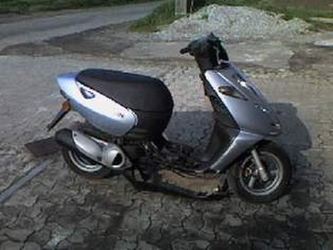 Piaggio Nrg mc3 *SOLGT* - Min kammerets sonic som er blevet stjålet i albertslund centeret den 31/1 klokken ca 21.00 billede 13