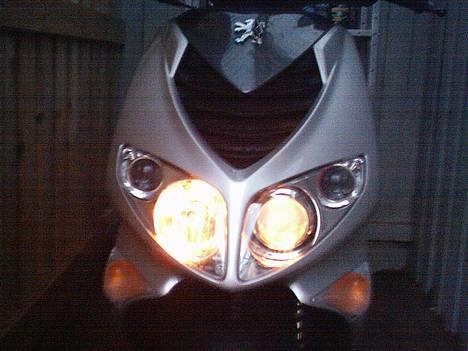 Peugeot Speedfight 2 SOLGT billede 1