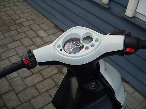 Yamaha Jog R   <Hirtshals>  billede 5