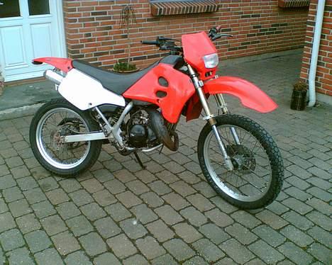 Suzuki rmx (SOLGT) billede 2